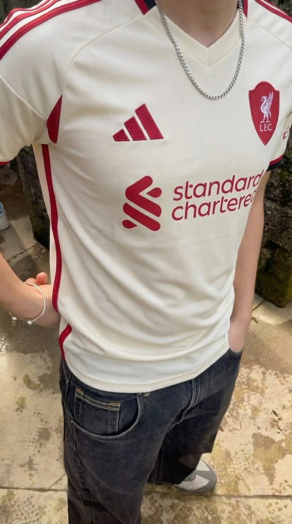 Mateusz - Liverpool 2025/26 AWAY